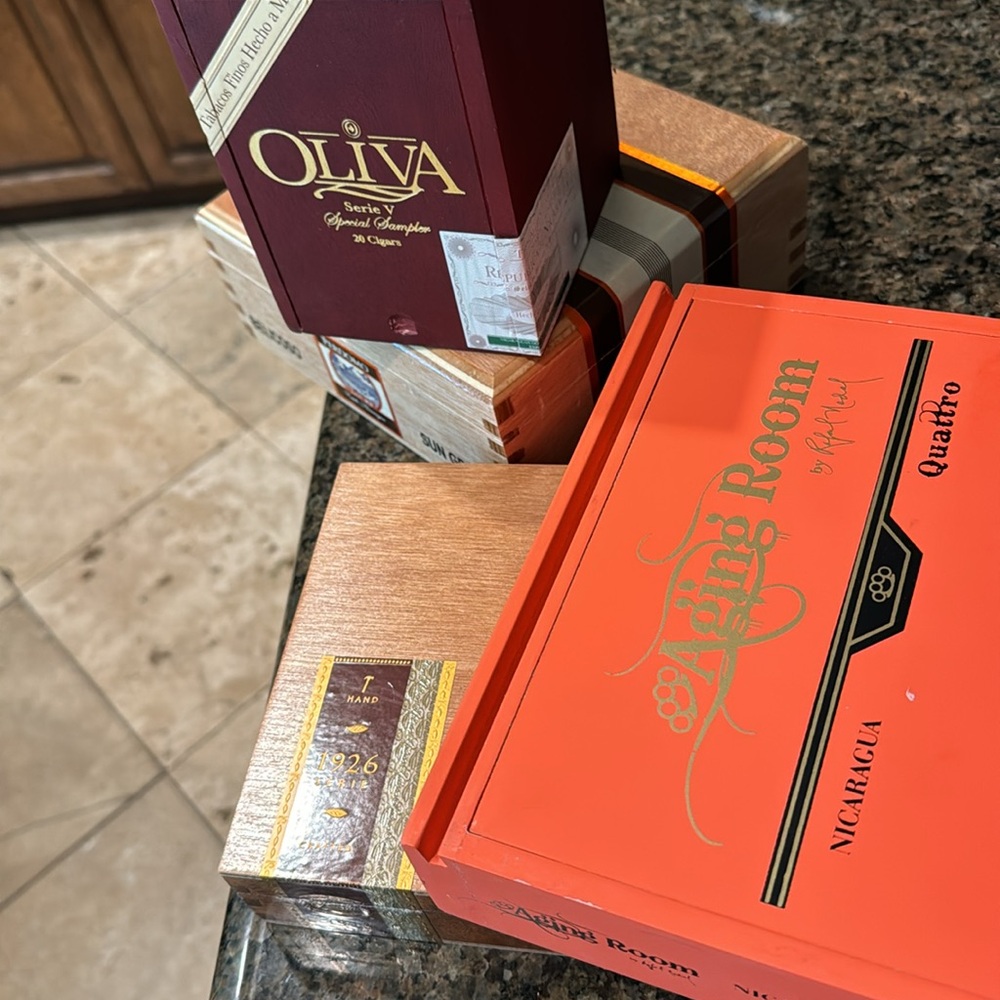 SOLD Out !! Two boxes $8 - Picture 9 of 10